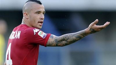 بالفيديو.. روما يتقدم بهدف أمام هيلاس فيرونا في الشوط الأول