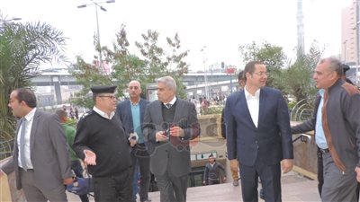 مساعد وزير الداخلية: منع تواجد الباعة أمام محطات المترو (صور)