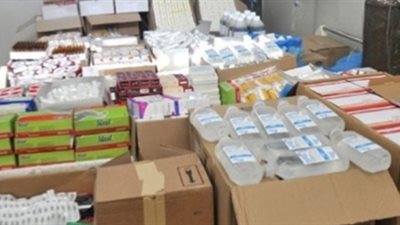 إحباط تهريب مستلزمات طبية في مطار القاهرة