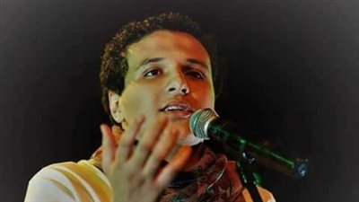 «غير كل اللي فات» أول تجارب الشاعر مصطفى ناصر في معرض الكتاب