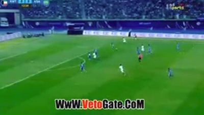 سلمان المؤشر يتقدم بالهدف الأول للسعودية في الكويت (فيديو)