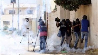 إصابة مراسل تليفزيون فلسطين في الخليل بعيار مطاطي