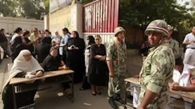 ناخبة تترك جنازة زوجها لتشارك في الاستفتاء