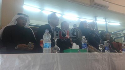 الخطيب يؤازر سيدات طائرة الأهلي في نهائي البطولة العربية