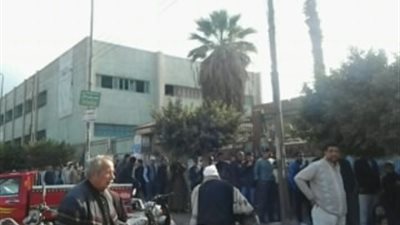 تكدس الناخبين بمسقط رأس 