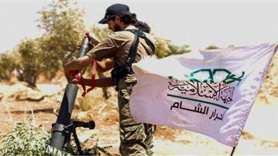 121 مسلحا من «إخوان سوريا» يسلمون السلاح في حمص