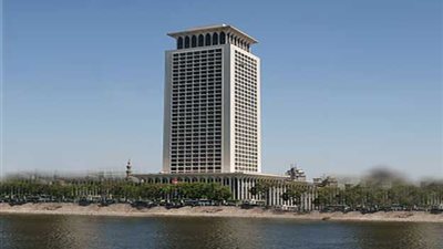 الخارجية تتسلم بطاقات اقتراع المصريين بالخارج.. عبدالعاطي: التصويت بأصل الرقم القومي حتى لو كانت غير سارية.. الإدلاء بالصوت سري ومباشر..ممثل واحد للمرشح داخل اللجنة..الانتخابات من الخميس المقبل للأحد