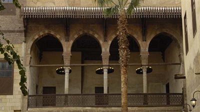 افتتاح المعرض الدولي للخزف الصغير بقصر الأمير طاز..غدا