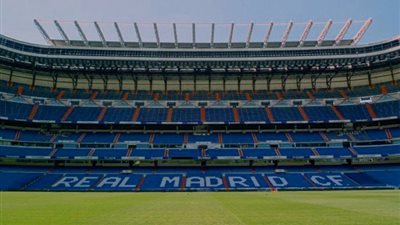 ملعب «بيرنابيو» يستعد لاستقبال «كلاسيكو الأرض»