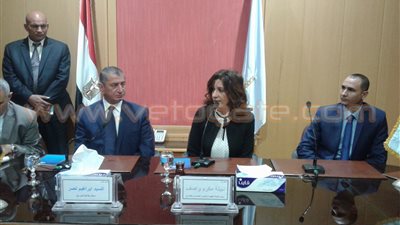 بالفيديو.. وزيرة الهجرة تصل كفرالشيخ للعزاء في شهيد حادث جازان