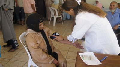 علاج 475 حالة بقرية أبجاج الحطب في المنيا