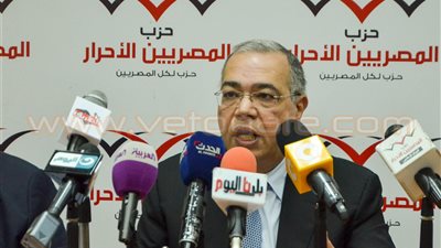 بالصور.. عصام خليل: المصريين الأحرار يدعم قانون الخدمة المدنية