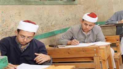 رئيس «أزهر المنيا» يتفقد امتحانات الشهادة الإعدادية