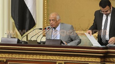 مجلس «النواب» يوافق على قوانين «الفترة الانتقالية».. إقرار قانوني الزراعة ومد عضوية أعضاء مجالس الغرف التجارية.. «رأس المال والتمويل العقاري» يدخلان قائمة الموافقة.. وإرج