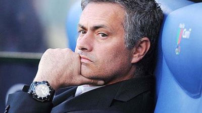 مورينيو يتهم 