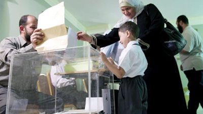 دعوى قضائية تطالب بمد مواعيد الاستفتاء للمصريين بالخارج لبعد 17 ديسمبر