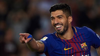 «سواريز» يتقدم بالهدف الأول لبرشلونة في ريـال مدريد (فيديو)