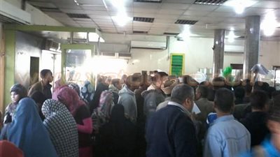 بالفيديو والصور.. التفاصيل الكاملة لواقعة النصب على أهالي أسوان بـ«استمارة منحة السيسي»