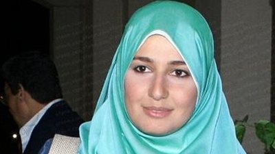 النشرة الفنية.. حلا شيحة داعية إسلامية بعد اعتزالها الفن.. حمادة هلال ينتهي من مشاهد «الأكشن» في «حماتي بتحبني».. جورج وسوف في رحلة قصيرة إلى القاهرة.. وفاة المنتج إسماعيل كتكت