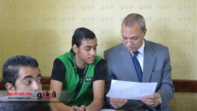 بالصور.. محافظ قنا يتفقد لجان امتحانات الشهادة الإعدادية