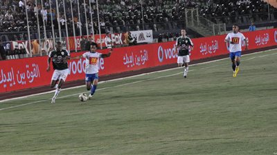 الإستفتاء يعرقل 