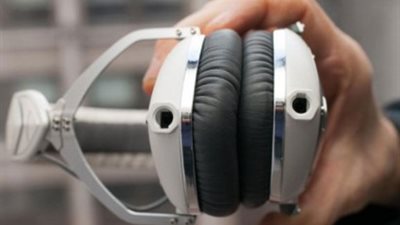 ألمانيا تختبر 14 نوعا من سماعات الرأس العاملة بالبلوتوث