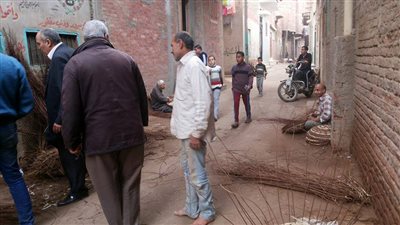 تطوير ورش صناعة «الشماسي» بطوخ في القليوبية (صور)