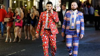 تصرفات البريطانيين غير اللائقة تفسد أجواء الكريسماس (صور)