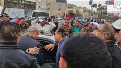 بالفيديو والصور.. تظاهر المستحقين لشقق الإسكان بالغربية