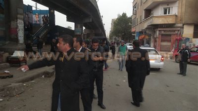 بالصور.. حملة مكبرة بشارع محطة القبة لرفع الإشغالات