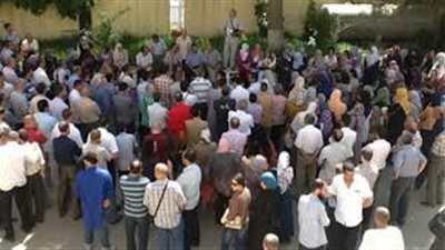 صرف شهرين من الحوافز والأرباح لعمال غزل المحلة.. الخميس