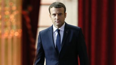 الرئيس الفرنسي يهاتف الملك سلمان ويدين صواريخ الحوثي على الرياض