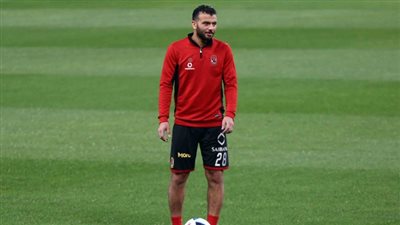 فتحي مبروك: عماد متعب لن يرحل عن الأهلي