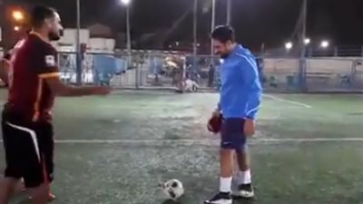 حماقي يعرض مهاراته استعدادًا للقاء الأهلي وأتليتكو مدريد (فيديو)