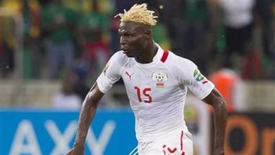 بانسيه يعود للمشاركة في تدريبات المصري وينتظر عفو العميد