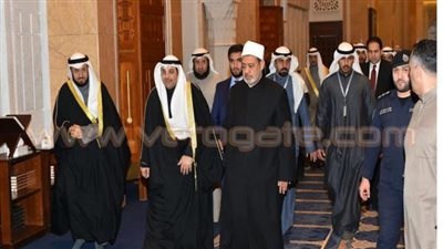بالصور.. تكريم شيخ الأزهر في الكويت