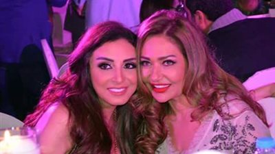 بالصور.. «ليلى علوي» تهنئ «أنغام» بعيد ميلادها الـ44