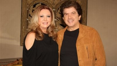 ٨ فنانين تزوجوا ملكات جمال (صور)