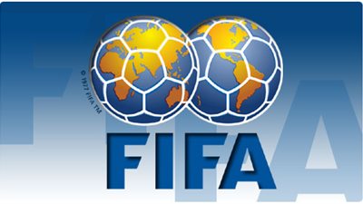 وفد «فيفا» يتوجه إلى وزارة الرياضة لإلغاء بند الـ8 سنوات