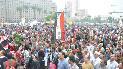 مسيرة تجوب ميدان التحرير .. أولى فعاليات مليونية 