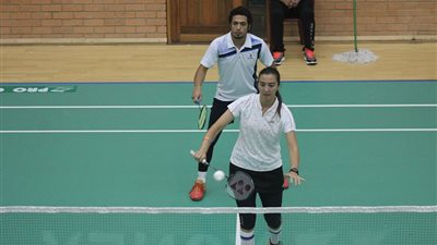 «الريشة الطائرة» يخسر في أولى مباريات «الزوجي» المختلط بماليزيا