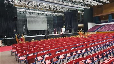 تجهيزات حفل تامر حسني في الأردن (صور)