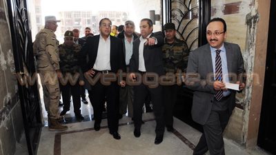 بالصور.. مصطفى مدبولي يتفقد أعمال الإسكان المتوسط بالعبور