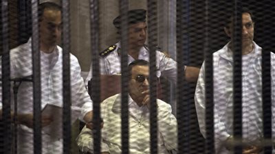 «النقض» تفصل في اتهام «مبارك» بقضية القرن غدًا.. مصدر: عقد الجلسة بدار القضاء العالي رغم طلب «الداخلية» بنقلها إلى أكاديمية الشرطة.. وتوقعات بغياب الرئيس الأسبق بسبب حالت