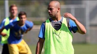 وصلة «هزار» بين لاعبي الأهلي والإسماعيلي