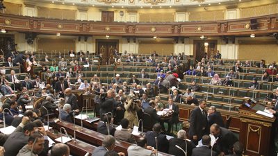 البرلمان يوافق على مواد المساعدات الشهرية والإعفاءات بقانون ذوي الإعاقة