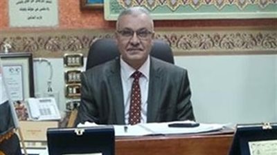 وكيل «تعليم أسيوط» يجتمع برؤساء لجان الشهادة الإعدادية