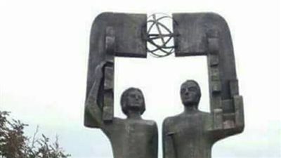 استياء أهالي بورسعيد بسبب تماثيل ميدان الشهداء (صور)