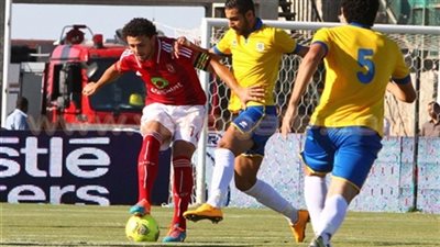 بعد مرور 15 دقيقة..  تعادل سلبي بين الأهلي والإسماعيلي