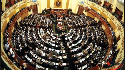 لجنة «القوى العاملة» تتمسك برفض «الخدمة المدنية»